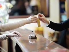 К юбилею Airbnb: европейские города наносят ответный удар по агрегатору - «Новости»