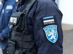 «РоссТур» заявил, что продолжит работу, но турагентства снимают вывески - «Новости»