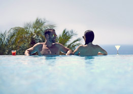 Два рейса с туристами вернулись в Россию из-за военного конфликта - «Новости Туризма»