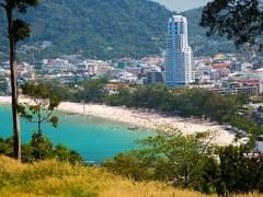 Шторм на Багамах чуть не потопил круизный лайнер NCL, покалечив туристов - «Новости»