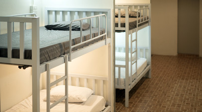 «Компромиссное решение»: Госдума и Совфед договорились о дате вступления в силу закона о хостелах - «Туризм»