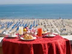 Туроператоры рассказали об альтернативах закрытой Грузии, куда аннулировано уже 50% броней - «Новости»