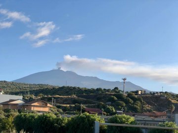 В Италии разбушевался вулкан Этна: захватывающие фото и видео - «ИТАЛИЯ»