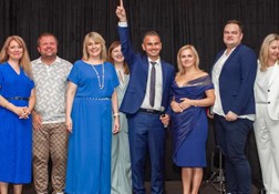 Российские туристы готовы ехать в Бурунди за слонами и барабанами - «Новости Туризма»