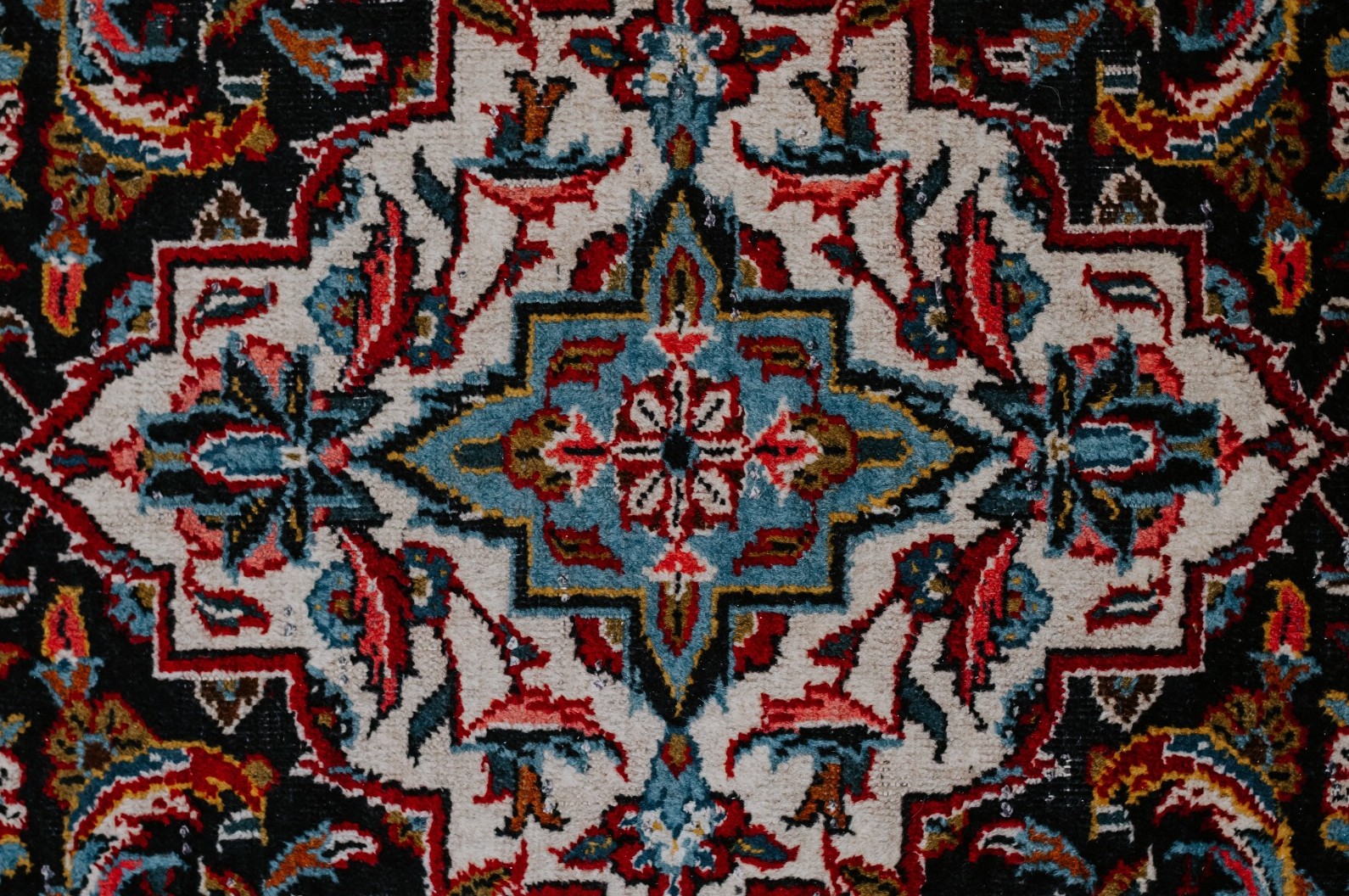 Ковер на плане. Shop New Rugs. Celebrities who Love Persian Rugs.