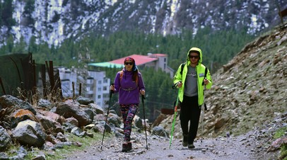 Катания на оленьих упряжках, купание в Кольском заливе и визит к Деду Морозу: интересные направления для зимнего туризма - «Туризм»